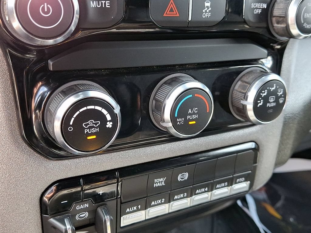 Used 2025 RAM 4500 Tradesman AWD/4WD image 16