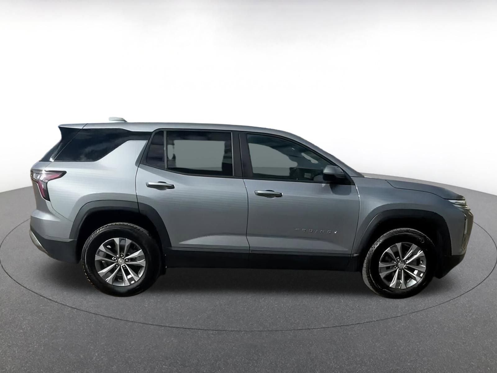 Used 2025 Chevrolet Equinox LT image 16