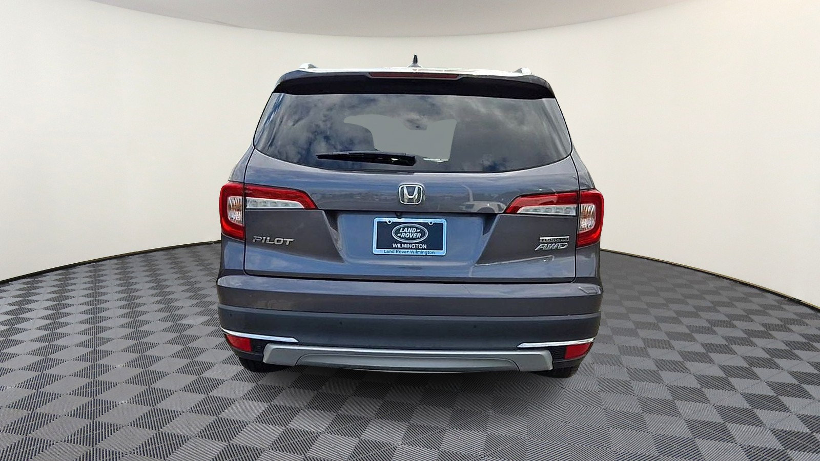 Used 2020 Honda Pilot Touring image 7