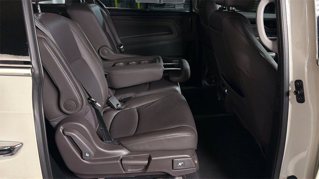 Used 2019 Honda Odyssey Elite image 12