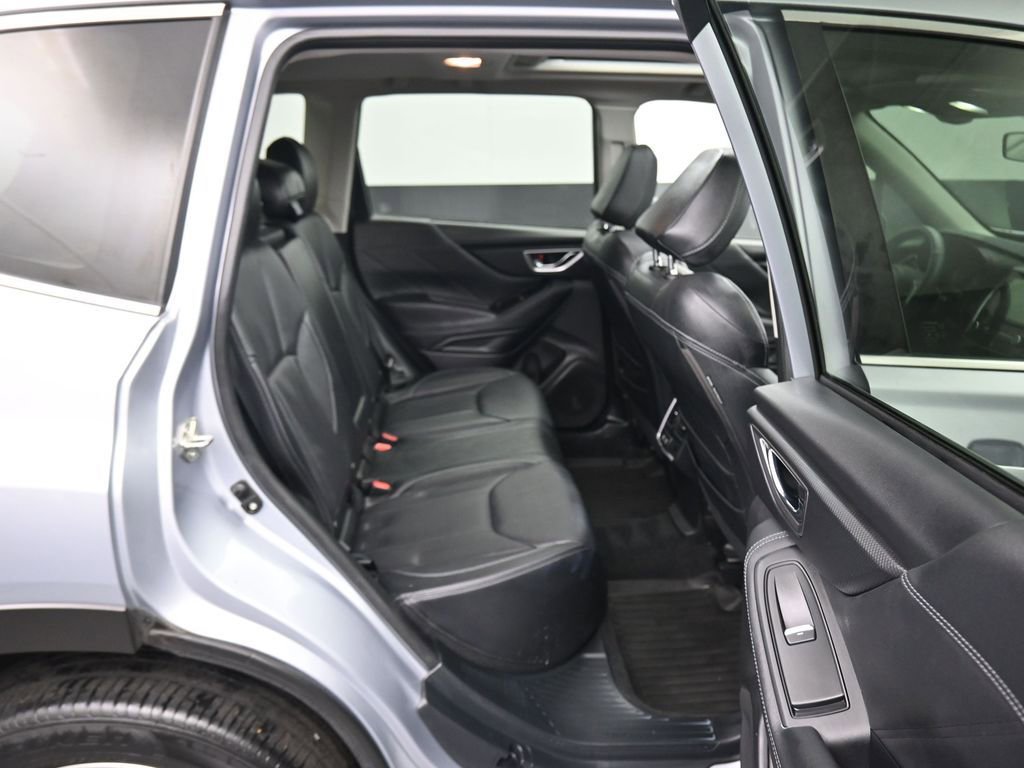 Used 2020 Subaru Forester Limited image 37