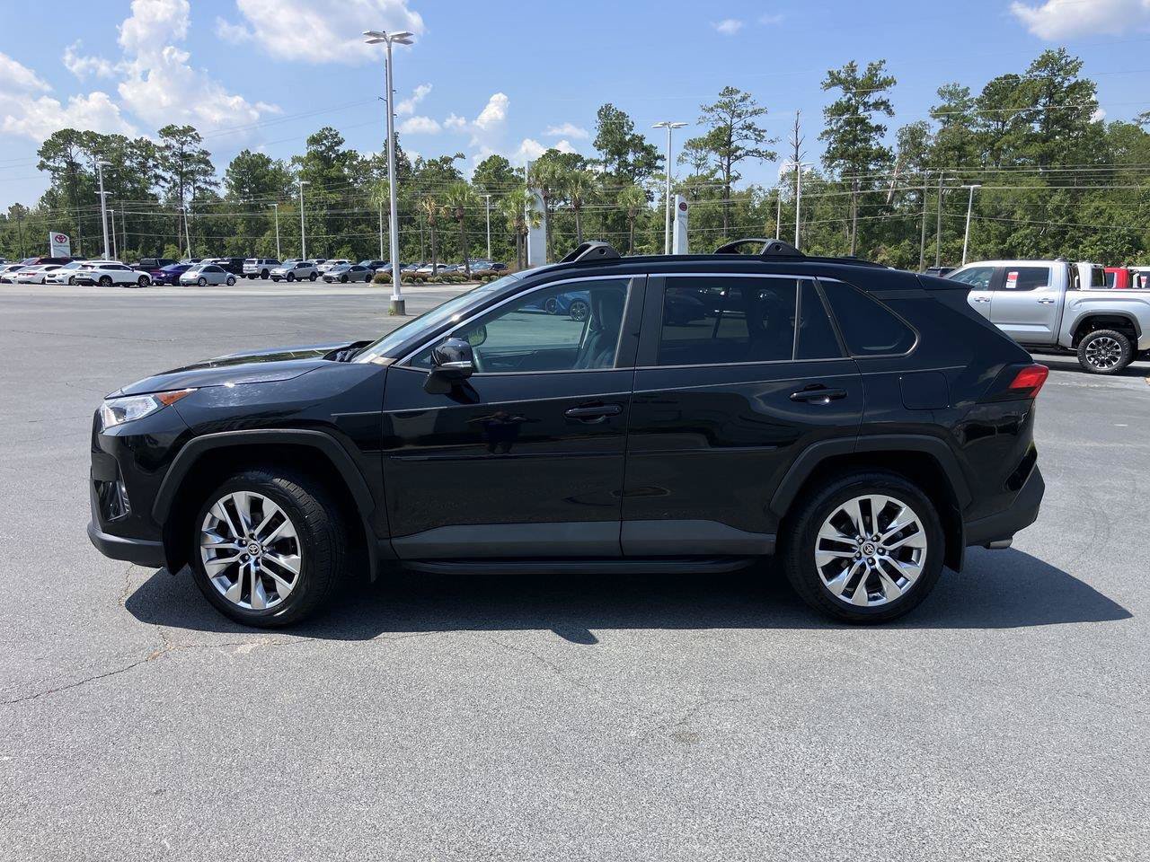 Certified 2021 Toyota RAV4 XLE Premium AWD/4WD image 2
