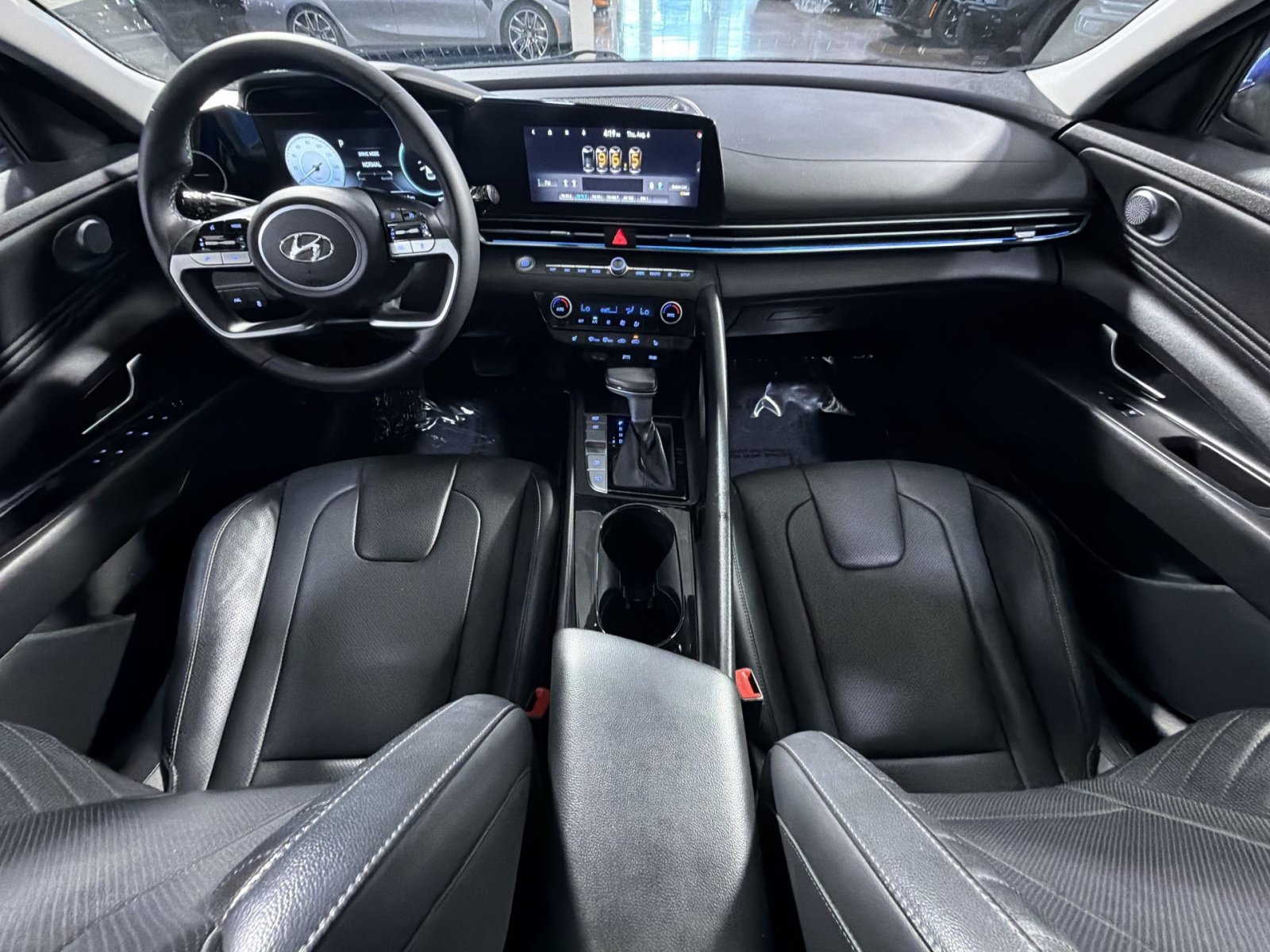 Used 2023 Hyundai Elantra Limited FWD image 37