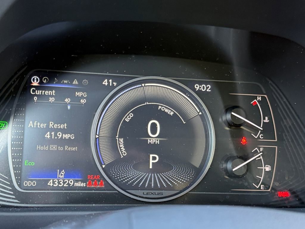 Used 2023 Lexus UX 250h F Sport w/ Accessory Package (Z1) image 25