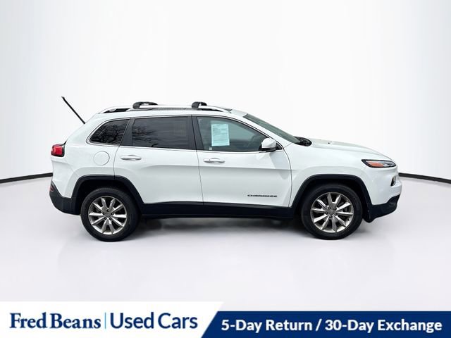 Used 2016 Jeep Cherokee Limited image 16