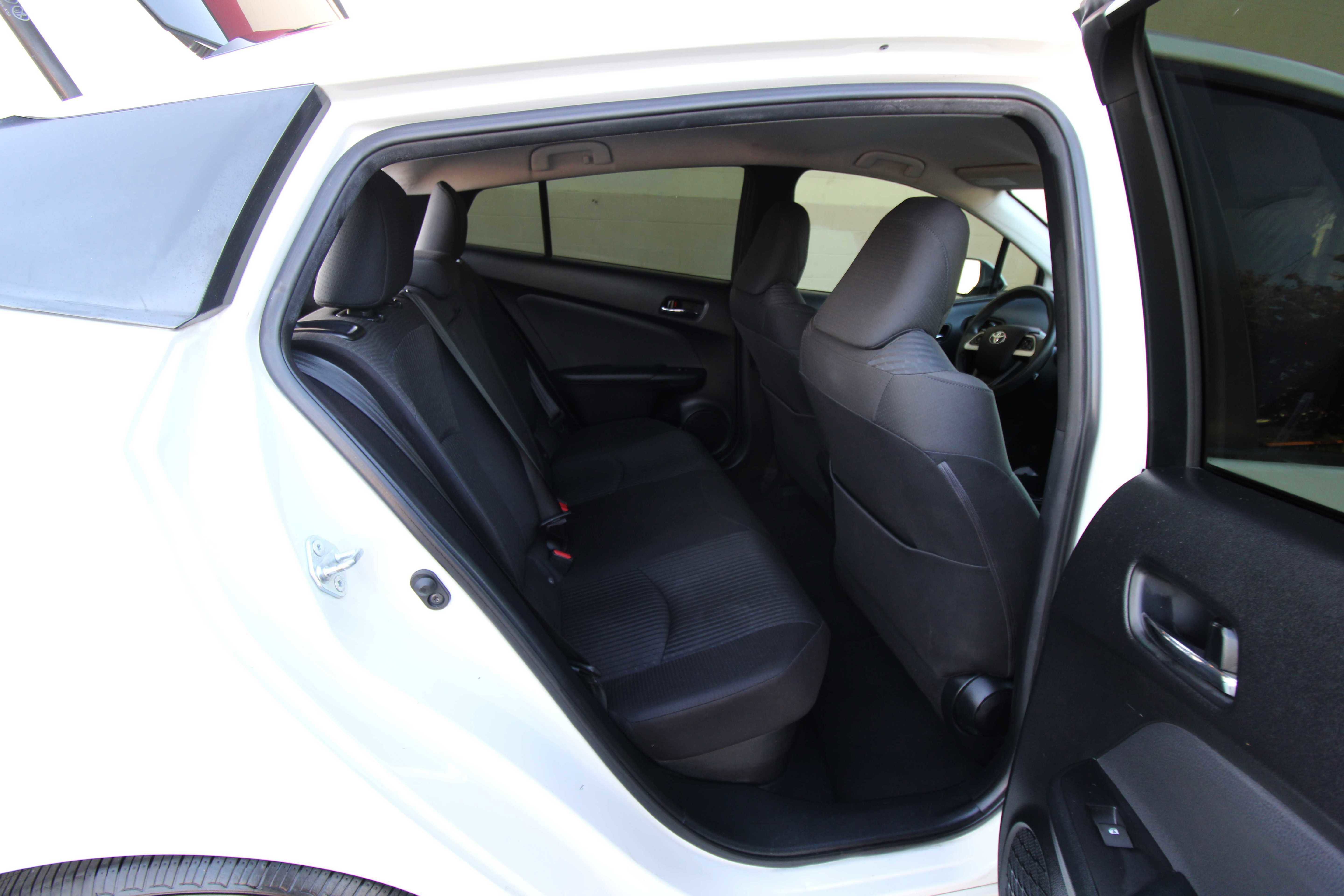 Used 2016 Toyota Prius Two image 40