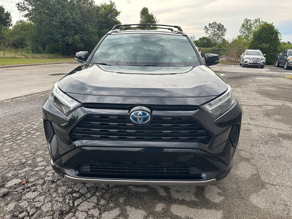 Used 2023 Toyota RAV4 SE AWD/4WD image 2