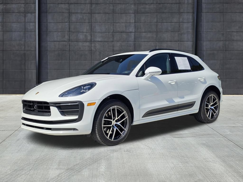 Certified 2025 Porsche Macan Turbo AWD/4WD image 1