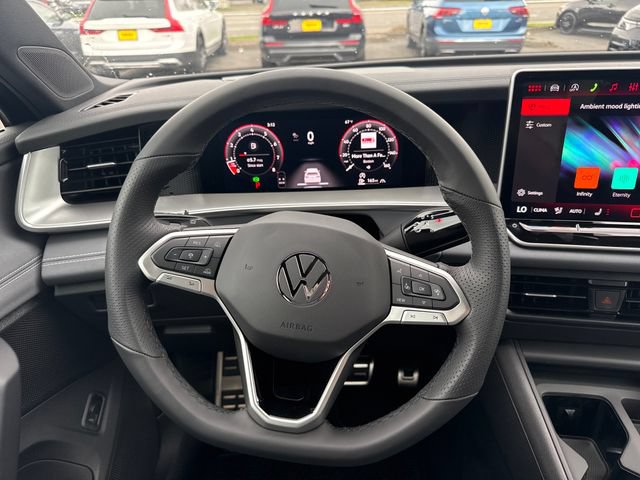 New 2026 Volkswagen Tiguan SE R-Line AWD/4WD image 19