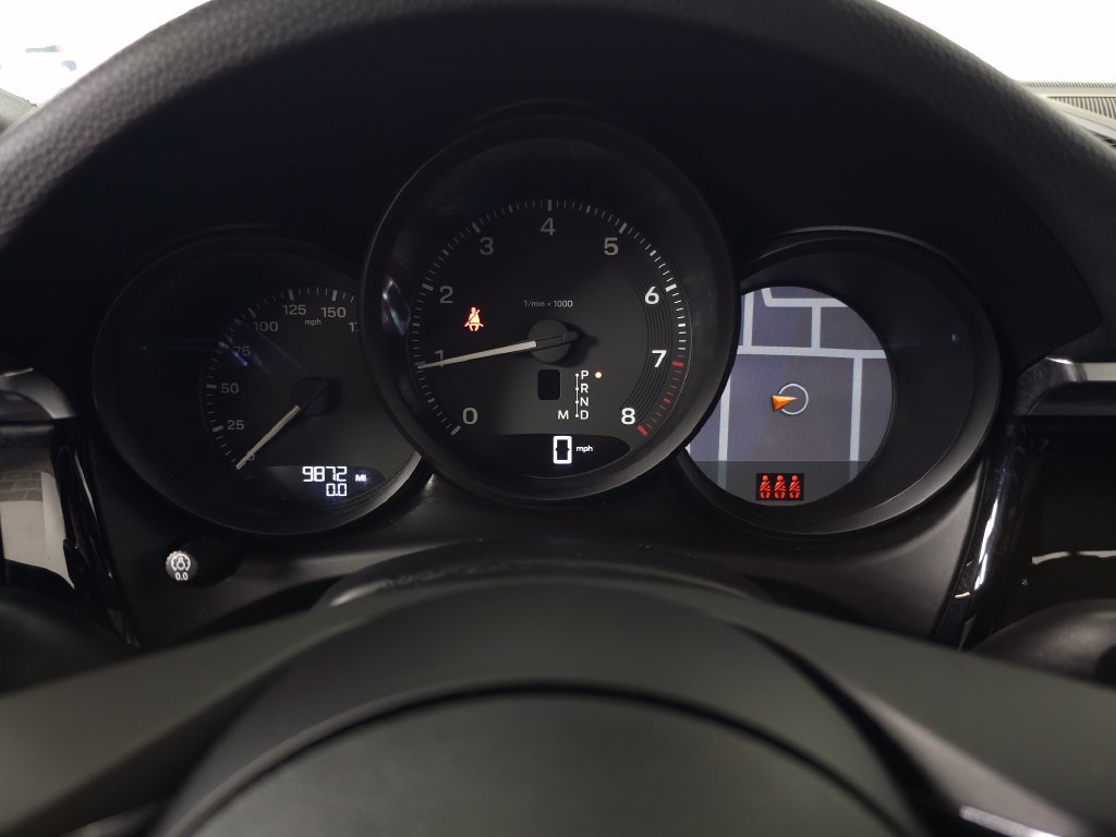 Used 2024 Porsche Macan Turbo AWD/4WD image 23