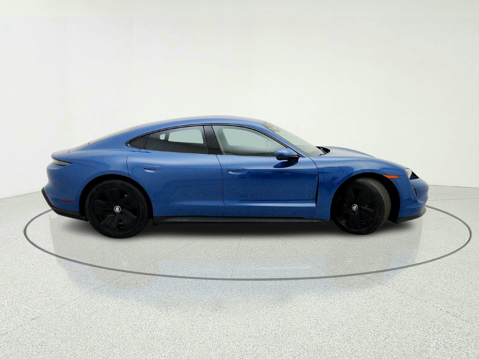 Used 2023 Porsche Taycan RWD image 7