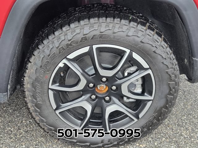Used 2025 Jeep Compass Trailhawk w/ Trailhawk Elite Group AWD/4WD image 18