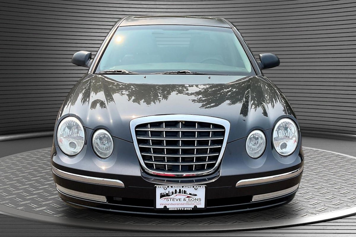 Used 2005 Kia Amanti FWD image 2