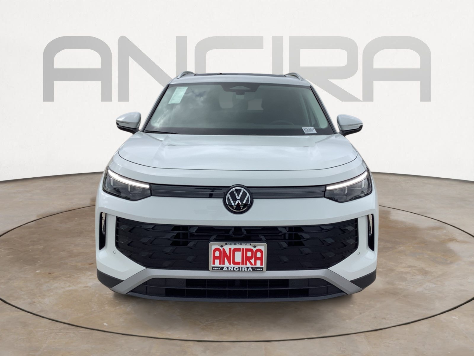 New 2026 Volkswagen Tiguan SE FWD image 3