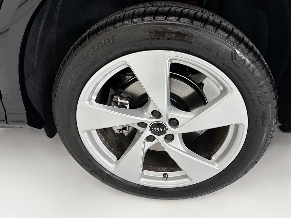 Used 2025 Audi Q5 Premium Plus AWD/4WD image 30