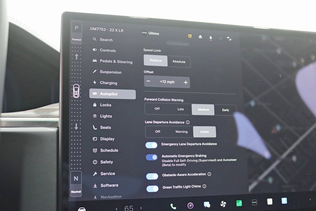 Used 2022 Tesla Model X image 24