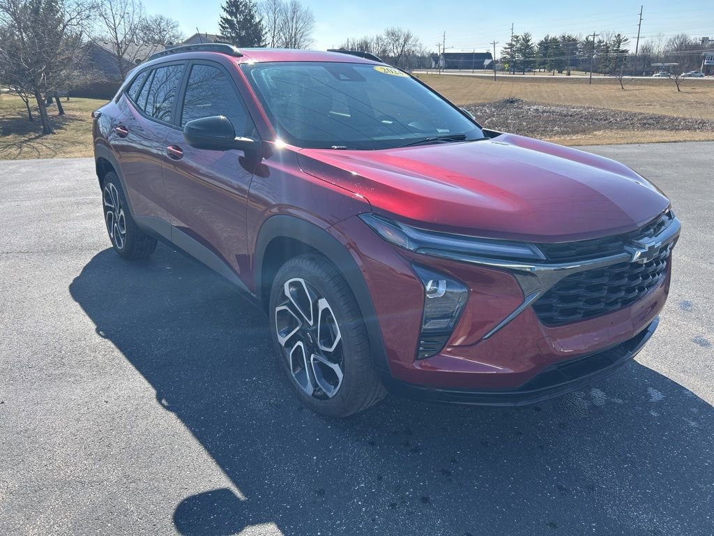 Used 2024 Chevrolet Trax RS w/ Sunroof Package