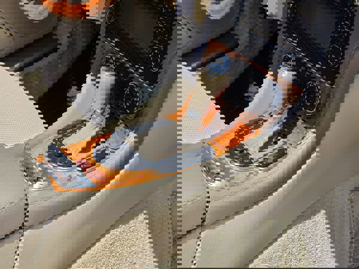 Used 2012 Mercedes-Benz SL 550 image 18