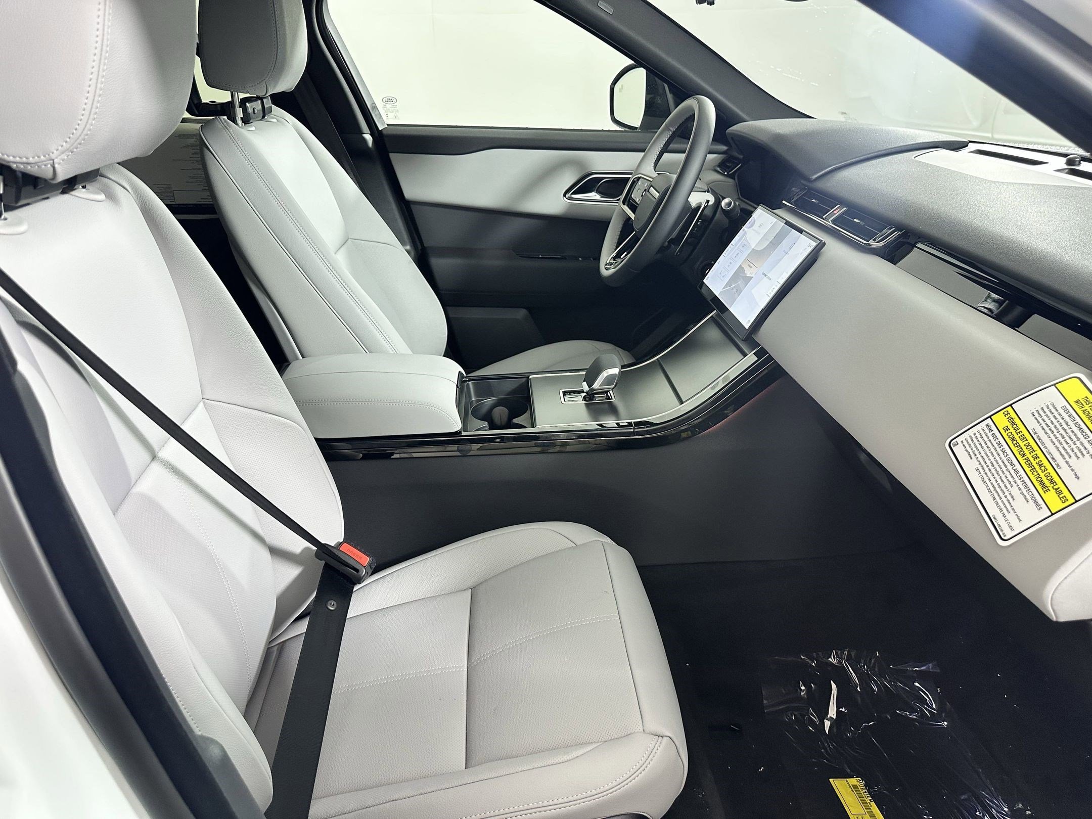 New 2026 Land Rover Range Rover Velar S image 19