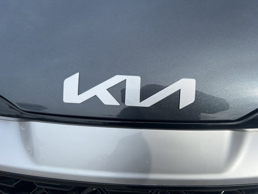 Certified 2024 Kia Sportage EX image 28