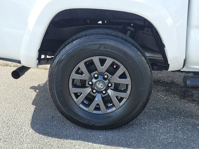 Certified 2023 Toyota Tacoma SR5 image 5