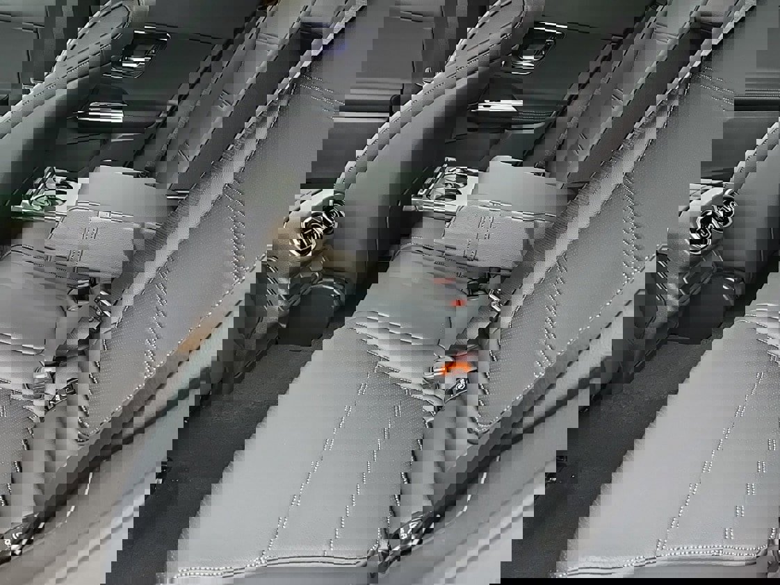 New 2026 Mercedes-Benz GLC 300 4MATIC image 24