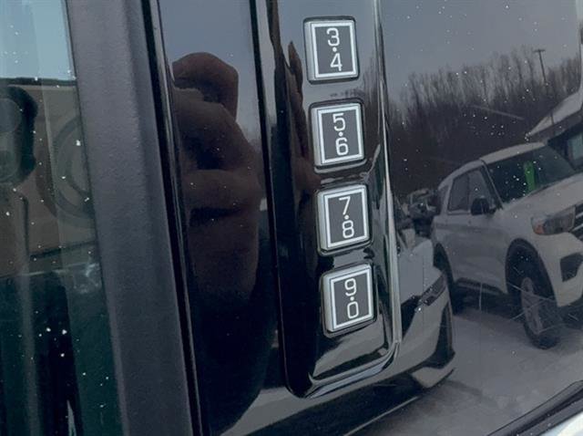 Used 2022 Ford F150 Limited image 33