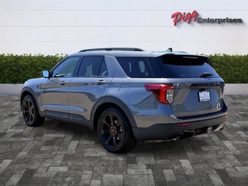 Used 2023 Ford Explorer ST-Line w/ Class IV Trailer Tow Package RWD image 2