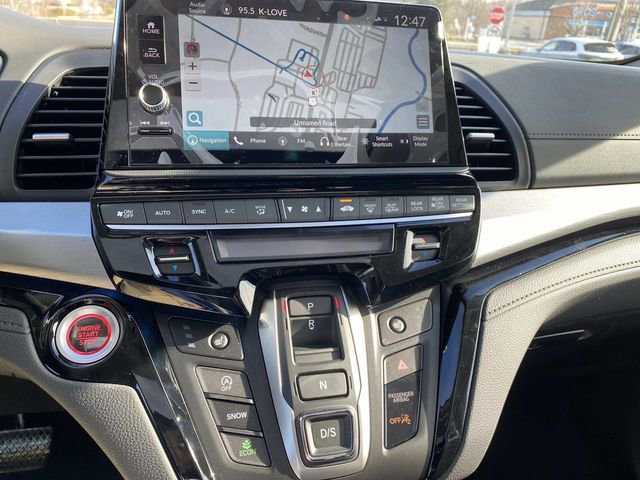 New 2026 Honda Odyssey Touring image 13