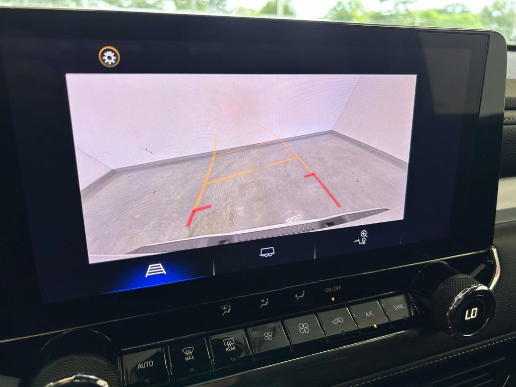 Used 2023 Chevrolet Colorado LT w/ LT Convenience Package AWD/4WD image 27