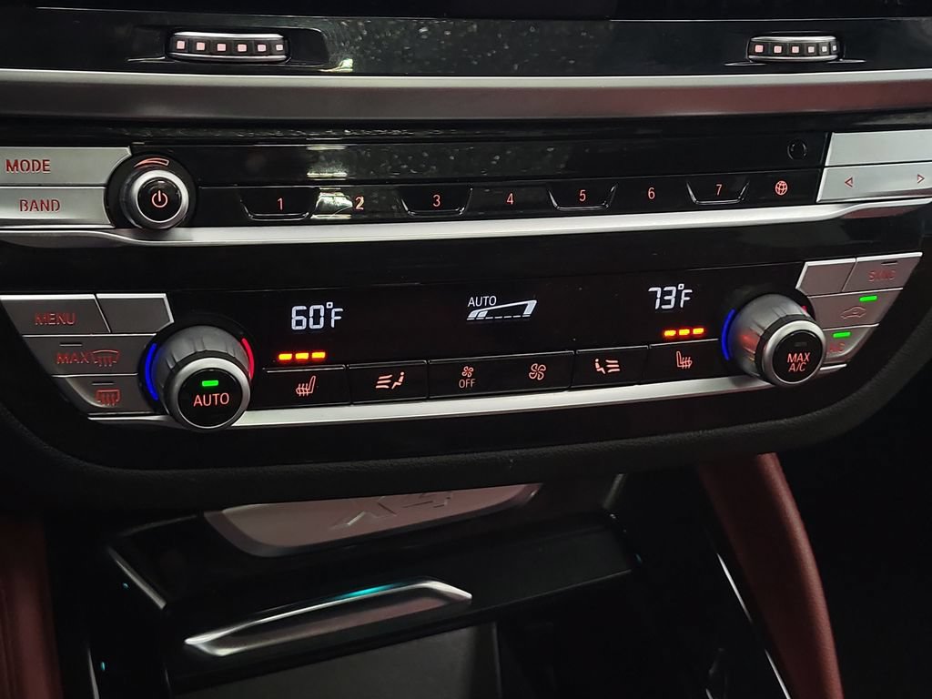 Used 2020 BMW X4 xDrive30i w/ M Sport Package 2 AWD/4WD image 21