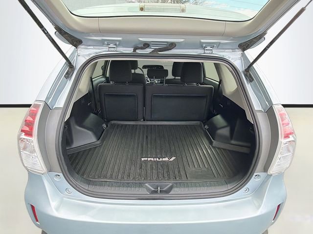 Used 2015 Toyota Prius V Three image 23