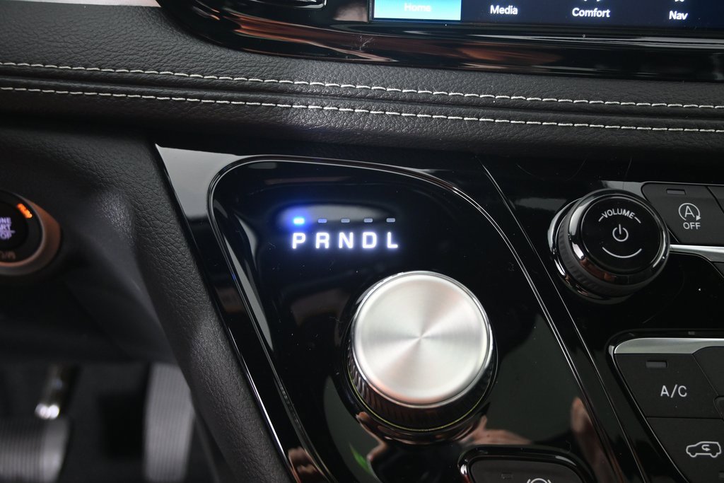 New 2026 Chrysler Pacifica Limited image 32