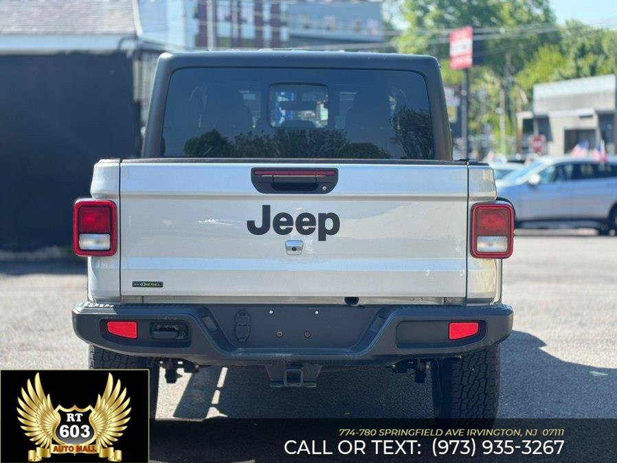 Used 2022 Jeep Gladiator Sport AWD/4WD image 5