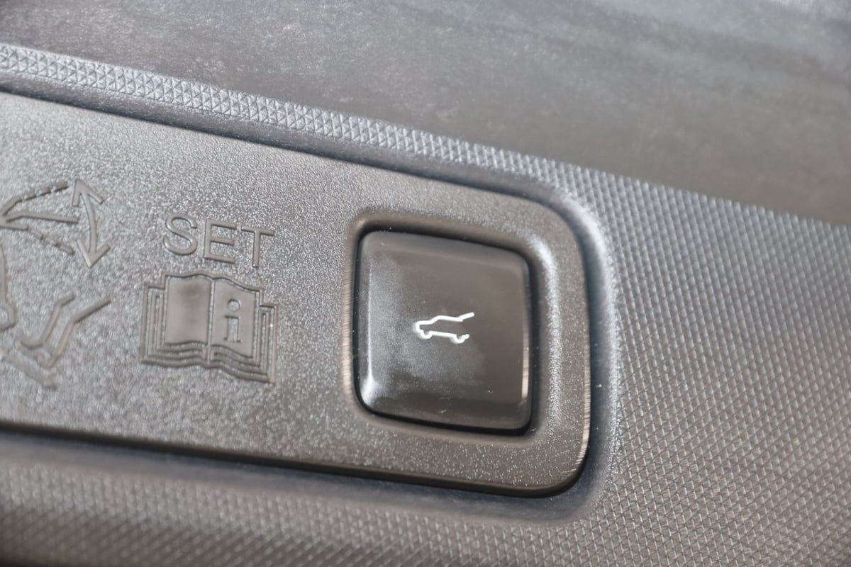 Used 2023 Ford Mustang Mach-E Premium AWD/4WD image 46
