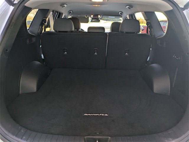 Used 2022 Hyundai Santa Fe SEL w/ Convenience Package image 4
