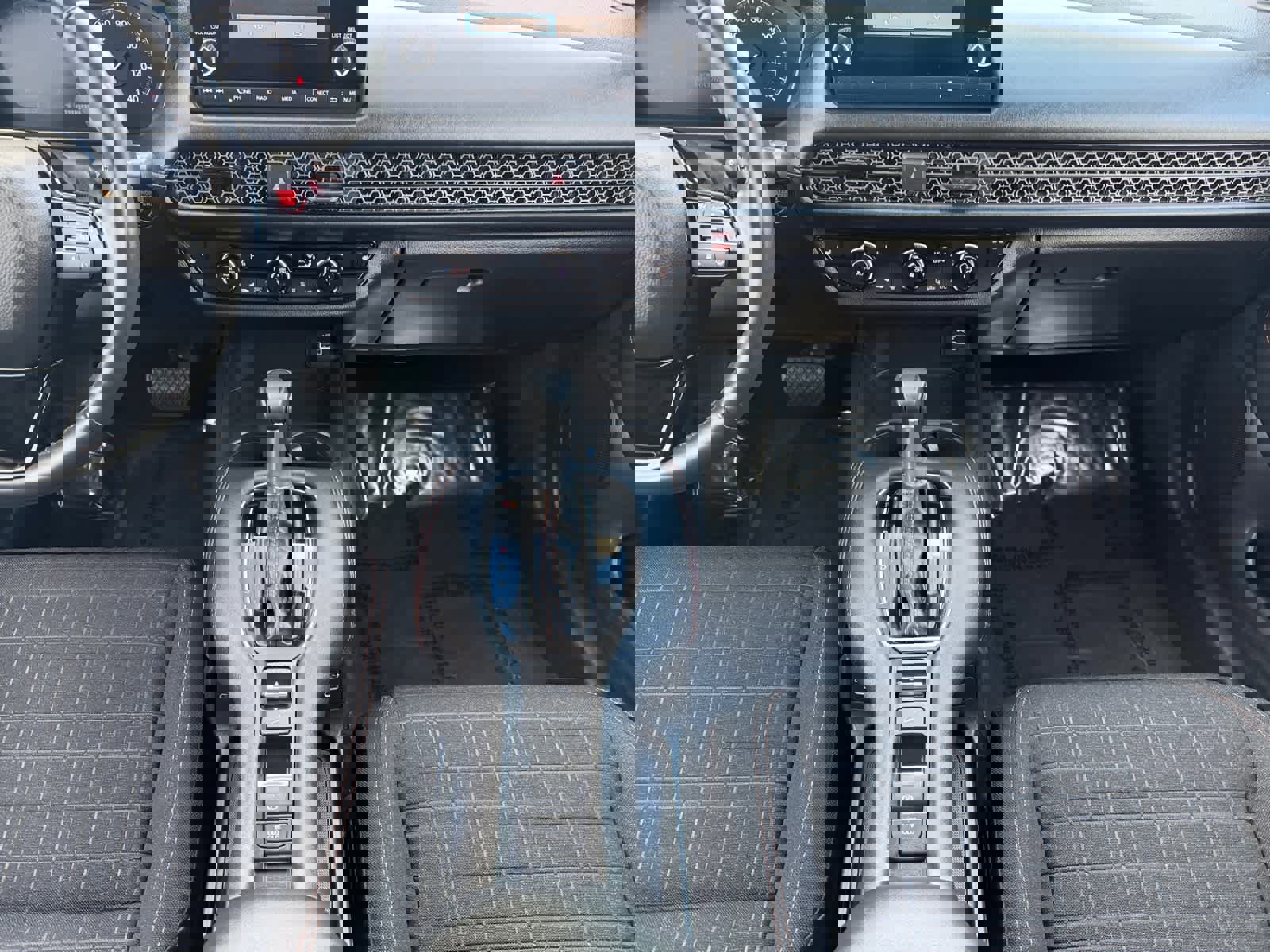 Used 2024 Honda HR-V Sport image 16