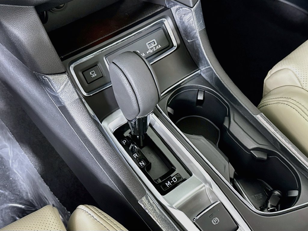 New 2027 Subaru Ascent Limited AWD/4WD image 17