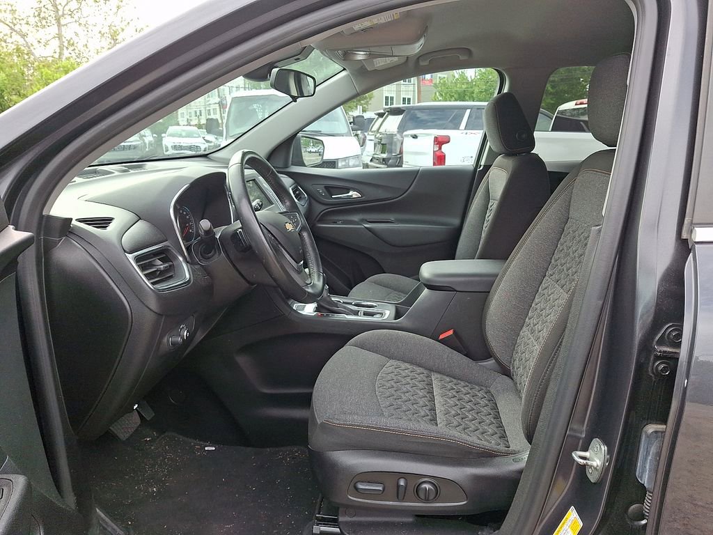 Used 2022 Chevrolet Equinox LT AWD/4WD image 13