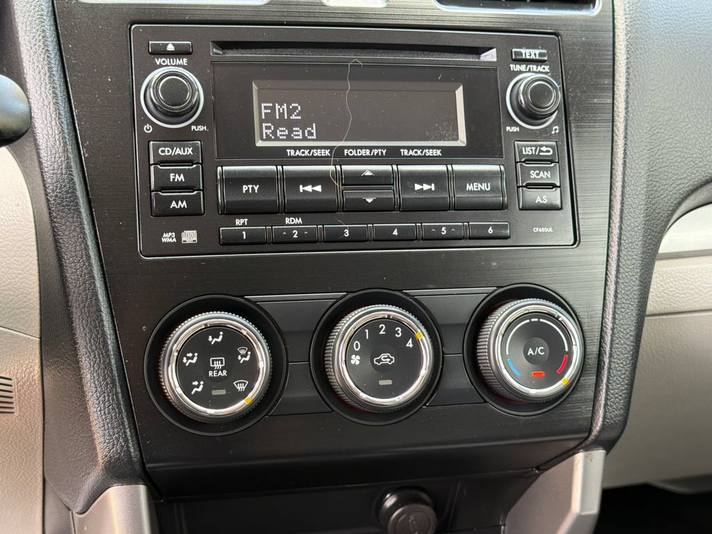 Used 2014 Subaru Forester 2.5i AWD/4WD image 26