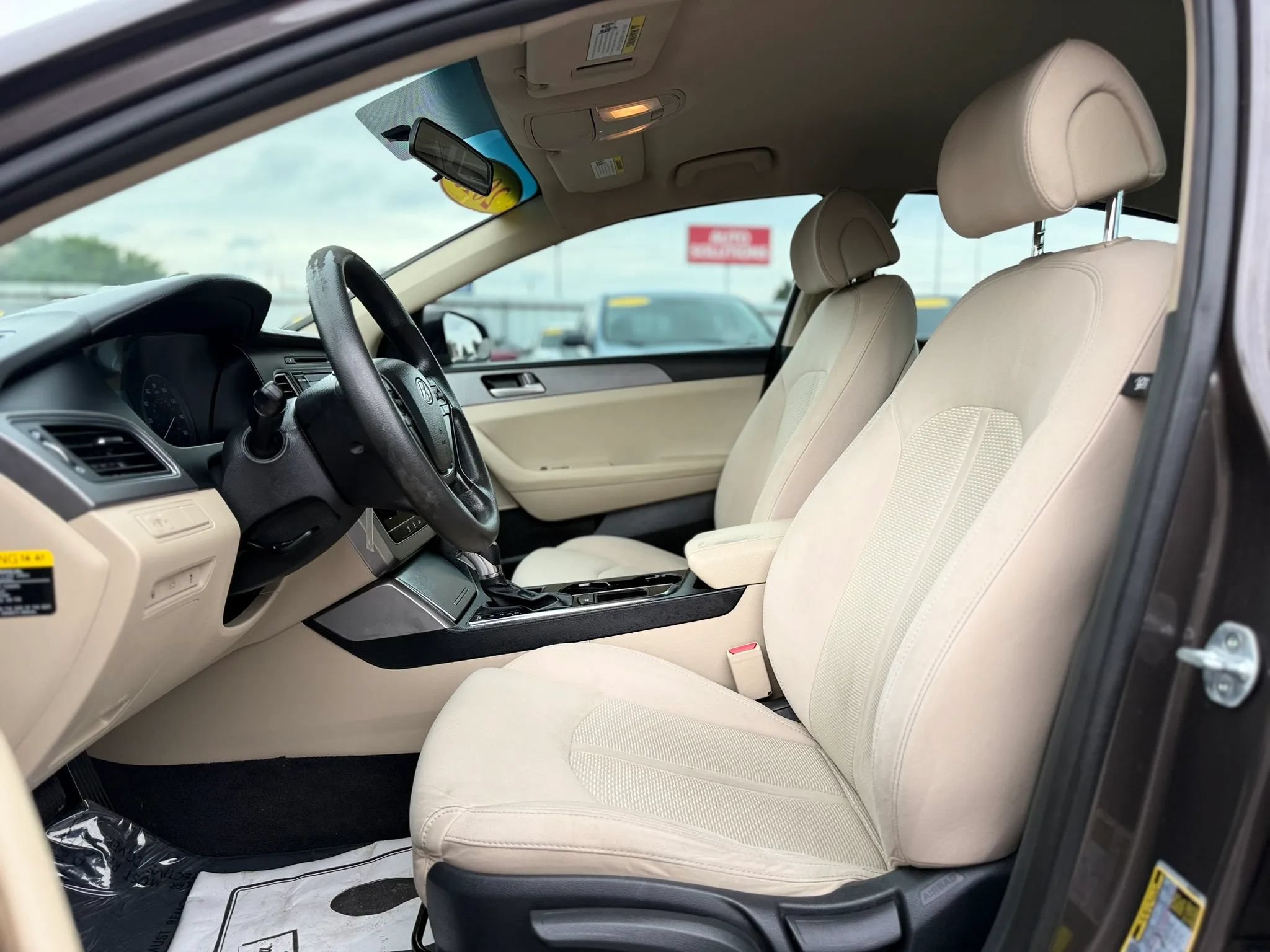 Used 2015 Hyundai Sonata SE FWD image 32