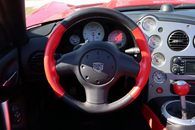 Used 2005 Dodge Viper SRT-10 image 14
