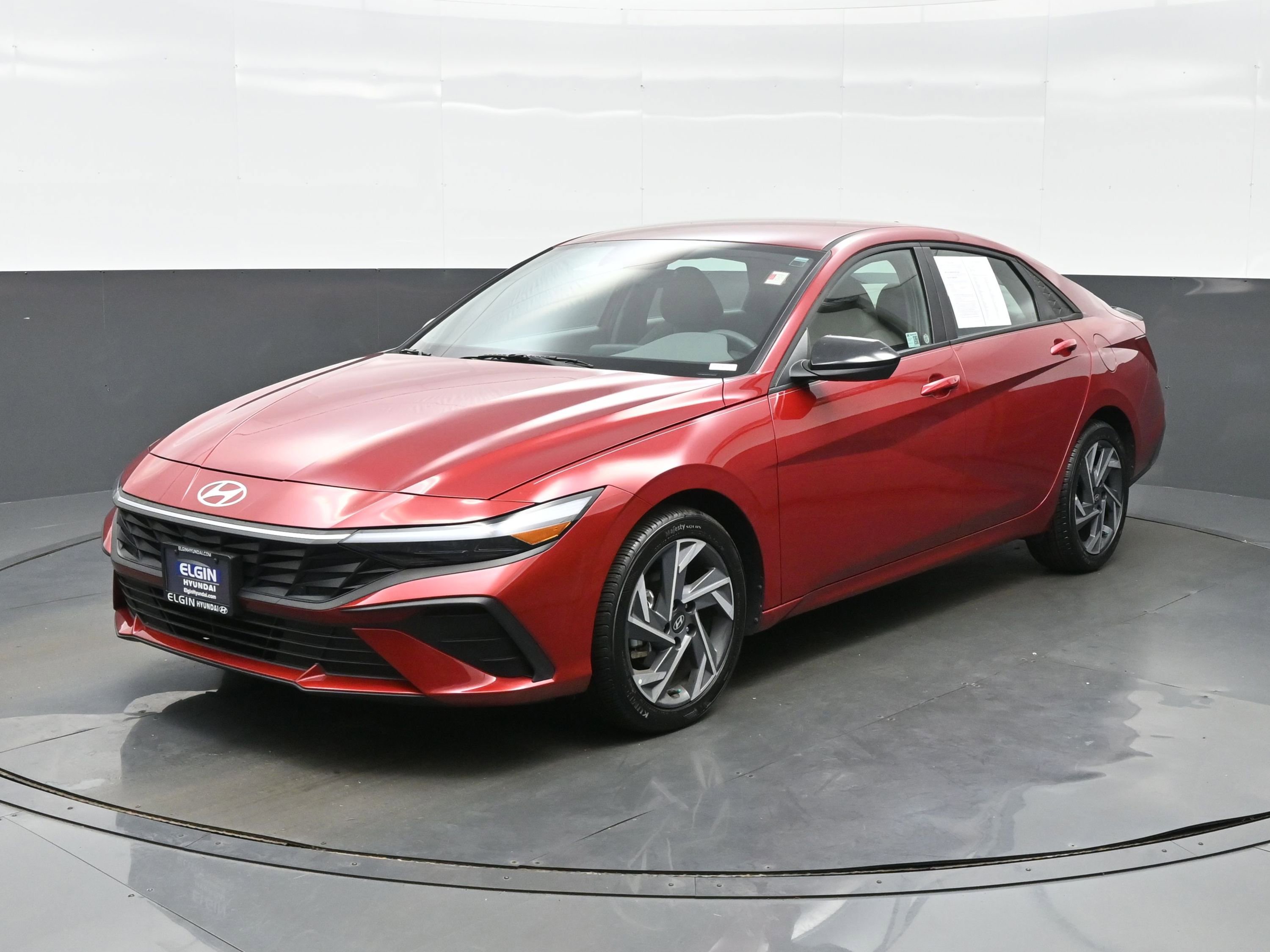Certified 2025 Hyundai Elantra Sport FWD image 2