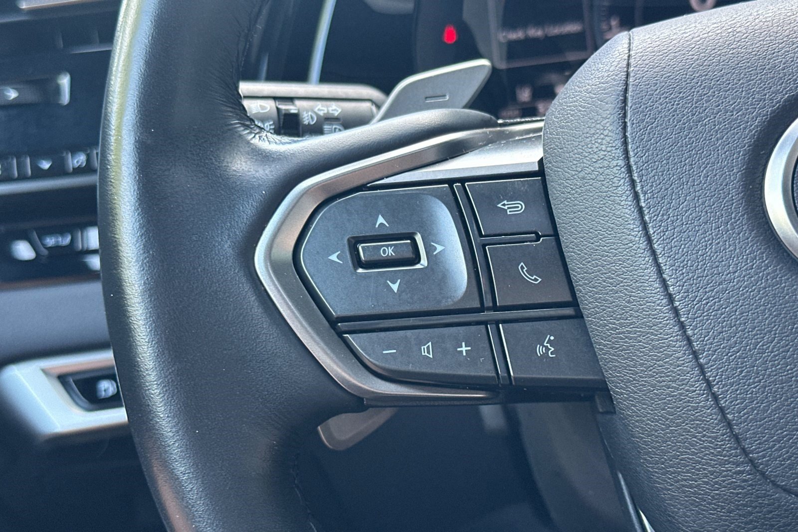 Certified 2023 Lexus RX 350 Premium w/ Accessory Package (Z1) image 30