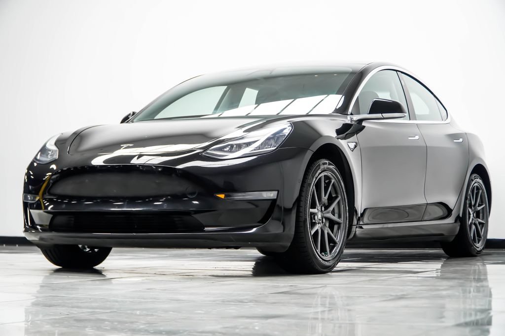Used 2019 Tesla Model 3 Mid Range RWD image 10