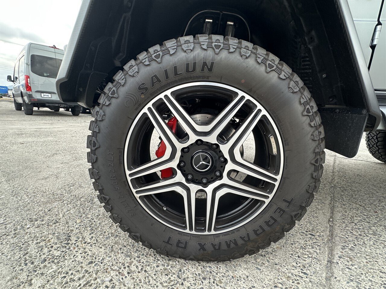 Used 2017 Mercedes-Benz G 550 Squared image 36
