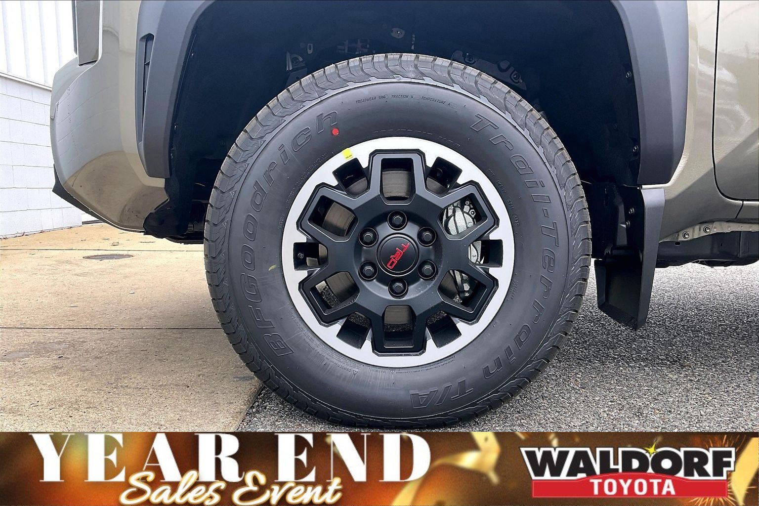 New 2025 Toyota Tacoma TRD Off-Road image 15