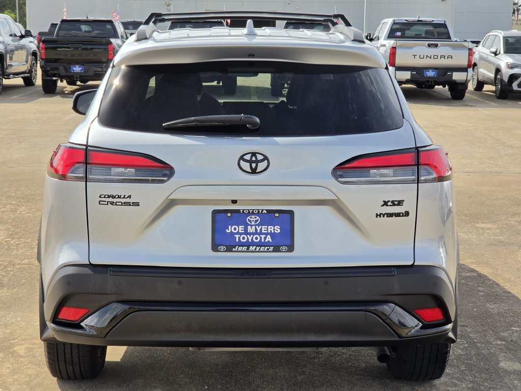 Used 2024 Toyota Corolla Cross AWD Hybrid w/ Convenience Package image 8
