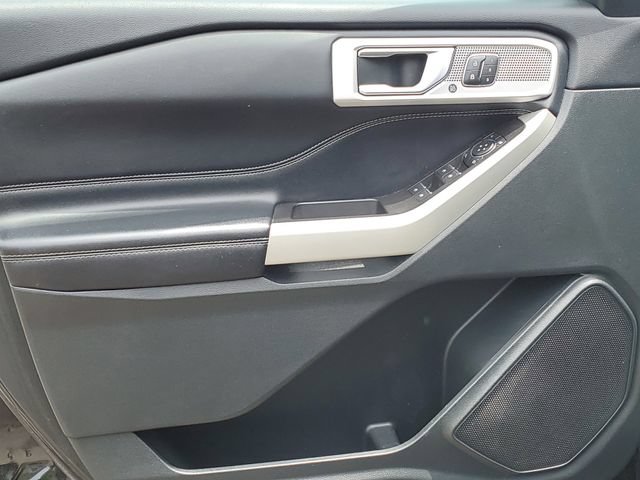 Used 2021 Ford Explorer Limited w/ Hybrid Equipment Group 310A AWD/4WD image 23
