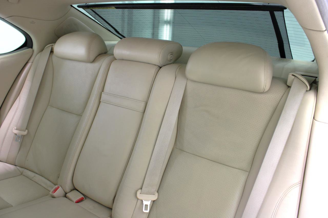Used 2012 Lexus LS 460 w/ Luxury Value Edition RWD image 39